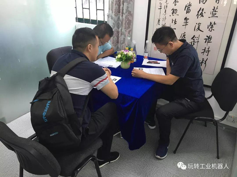 2018智能制造業(yè)企業(yè)、人才專場(chǎng)見面會(huì)05